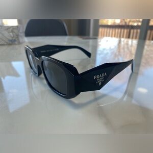 Glossy Black Wide-Temple Sunglasses